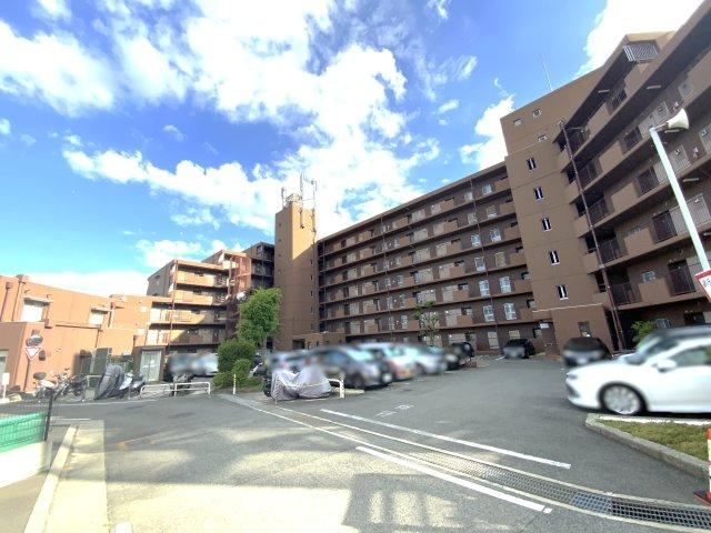 3LDK apartment in Amagasaki, Hyogo - Photo 1