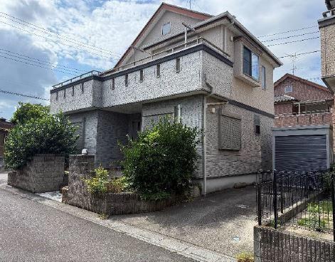 4LDK+S house in Koshigaya, Saitama - Photo 1