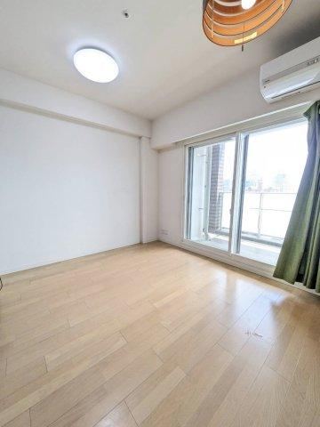 2LDK apartment in Chuo Ward, Kobe, Hyogo - Photo 1