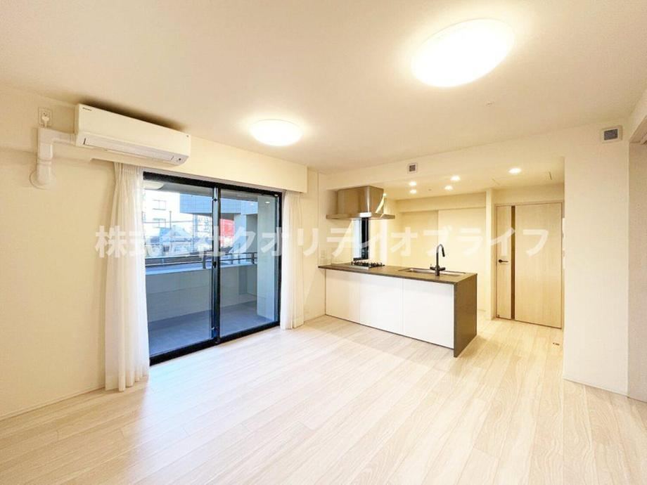 2LDK apartment in Shibuya Ward, Tokyo - Photo 1