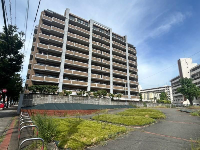3LDK apartment in Hakata Ward, Fukuoka - Photo 1