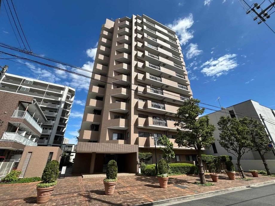 2LDK apartment in Kawaguchi, Saitama - Photo 1