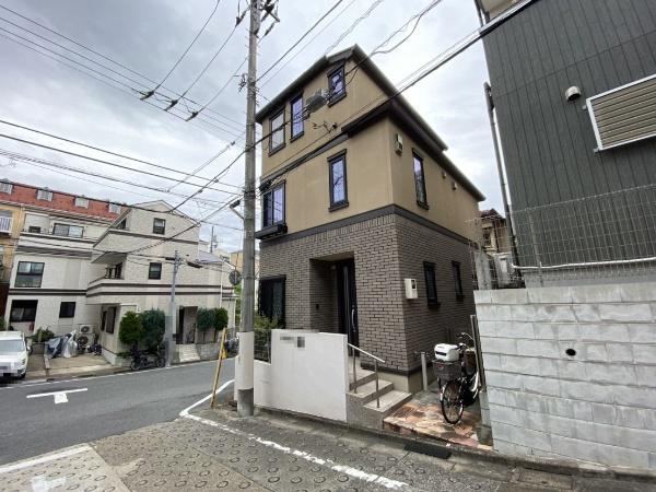 2LDK house in Itabashi Ward, Tokyo - Photo 1