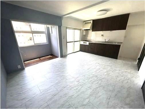 2LDK+S apartment in Fujisawa, Kanagawa - Photo 1