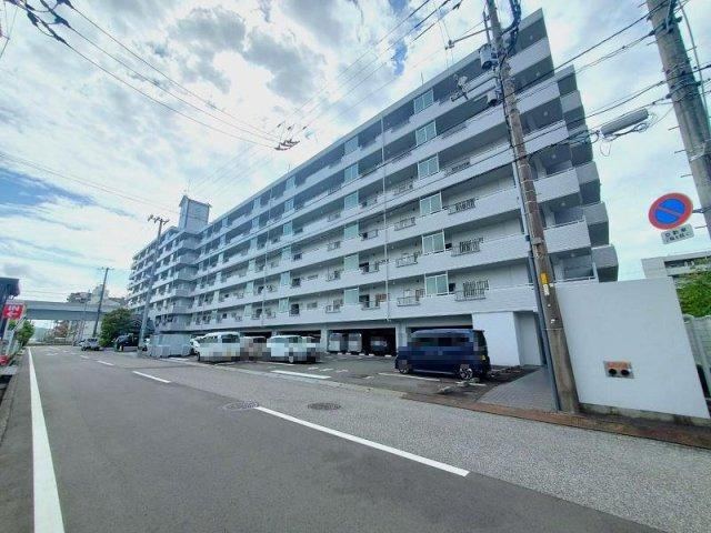 3LDK apartment in Kochi, Kochi - Photo 1
