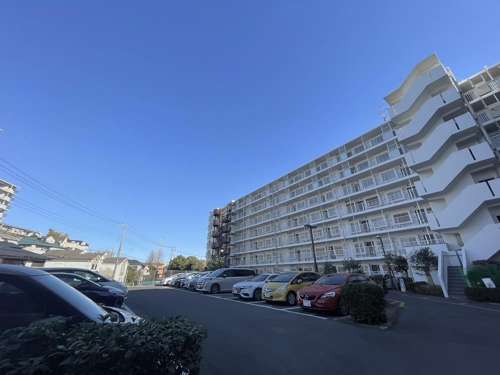 4LDK apartment in Totsuka Ward, Yokohama, Kanagawa - Photo 1