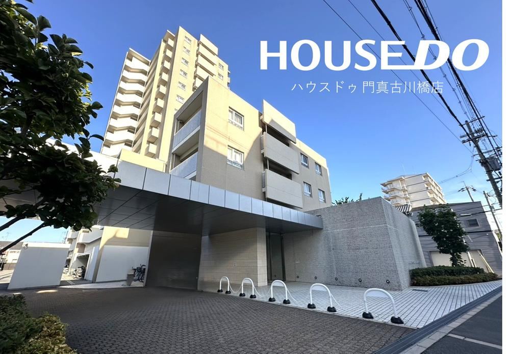 4LDK apartment in Kadoma, Osaka - Photo 1