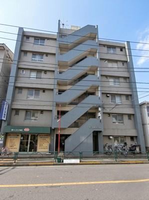 1LDK apartment in Setagaya Ward, Tokyo - Photo 1