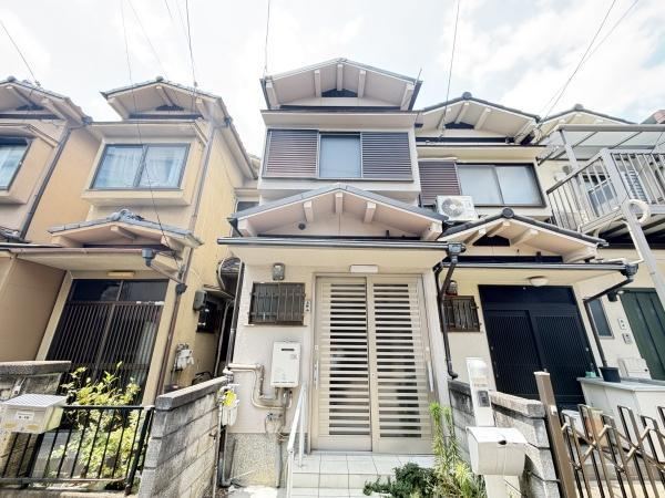 3DK house in Fushimi Ward, Kyoto - Photo 1