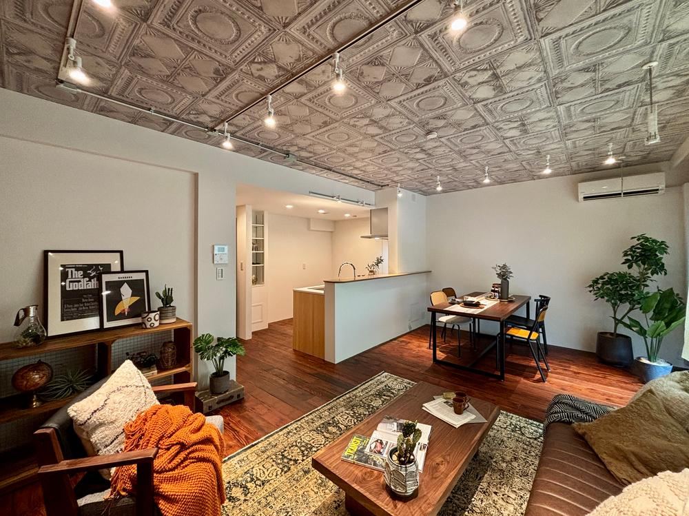 3LDK+S apartment in Chofu, Tokyo - Photo 1