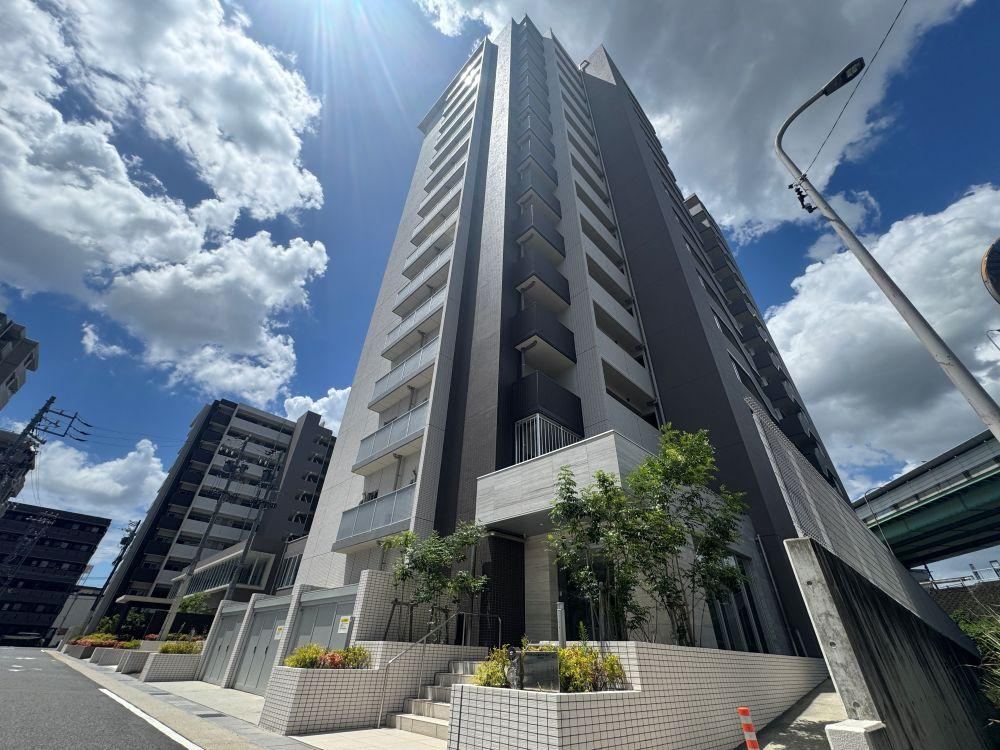 2LDK apartment in Nishi Ward, Nagoya, Aichi - Photo 1