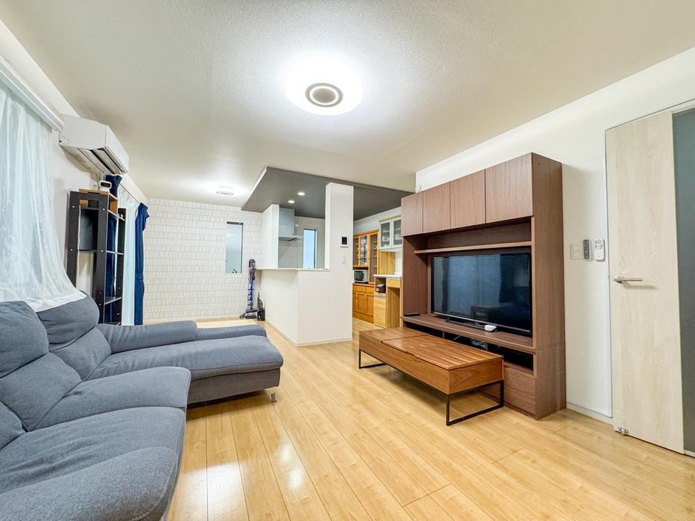4LDK+S house in Musashimurayama, Tokyo - Photo 1