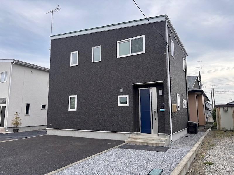 4LDK house in Towada, Aomori - Photo 1