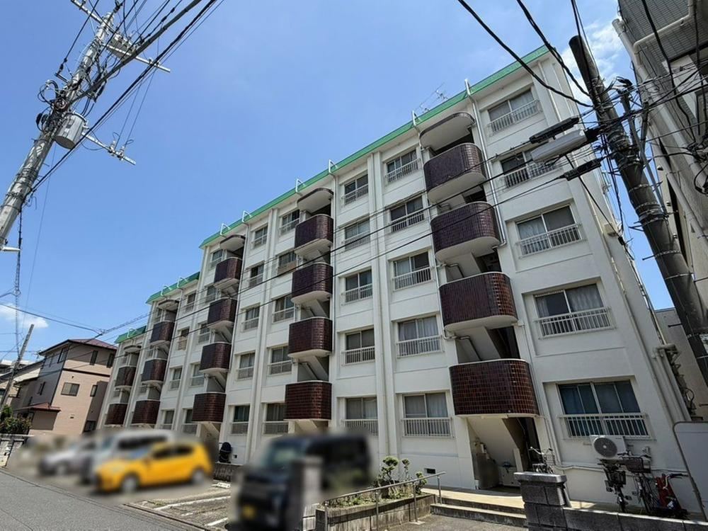 1DK apartment in Minami Ward, Saitama - Photo 1
