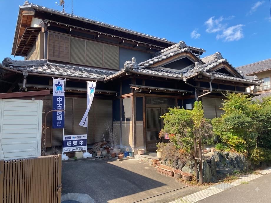 7LDK house in Ogaki, Gifu - Photo 1
