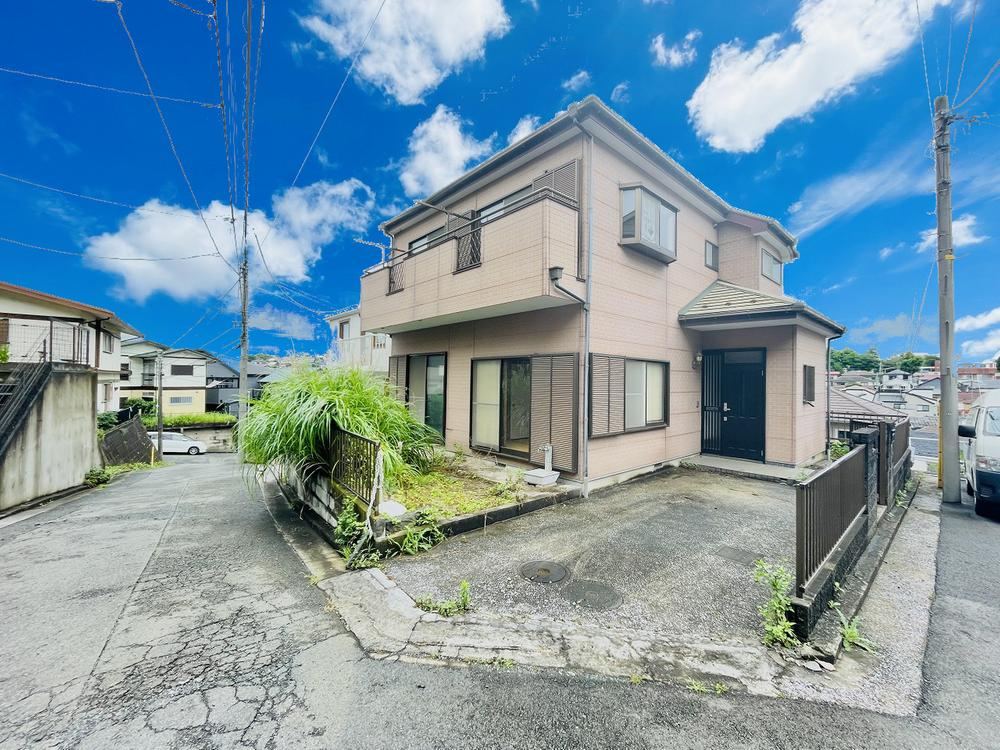 4LDK house in Asahi Ward, Yokohama, Kanagawa - Photo 1