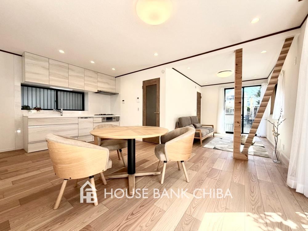 4LDK house in Ichikawa, Chiba - Photo 1