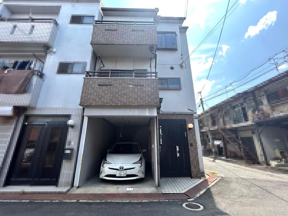 2LDK house in Neyagawa, Osaka - Photo 1