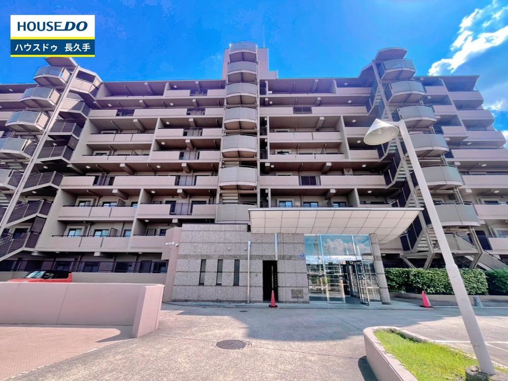 3LDK apartment in Owariasahi, Aichi - Photo 1