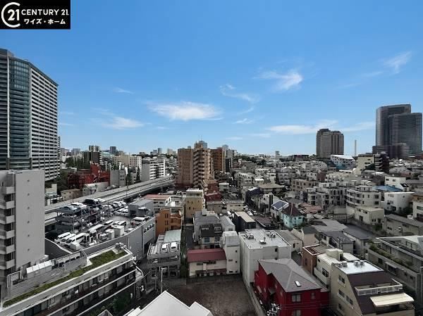 1LDK apartment in Shibuya Ward, Tokyo - Photo 1