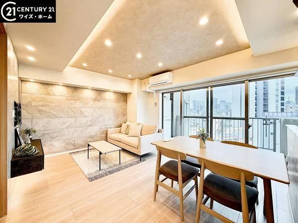 3LDK apartment in Shinjuku Ward, Tokyo - Photo 1