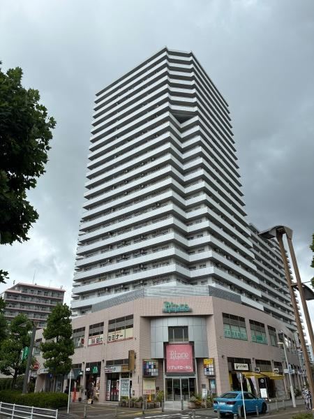 2LDK+S apartment in Kawaguchi, Saitama - Photo 1