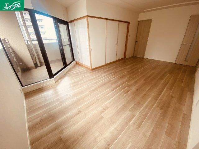 3LDK apartment in Naka Ward, Nagoya, Aichi - Photo 1