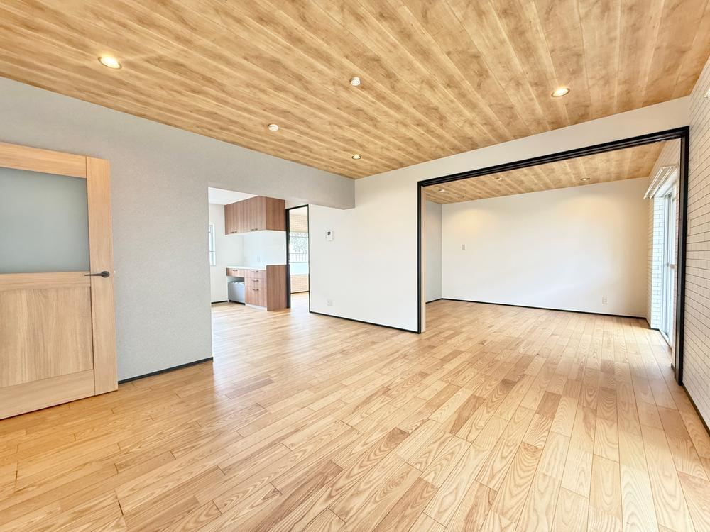 3LDK apartment in Isogo Ward, Yokohama, Kanagawa - Photo 1