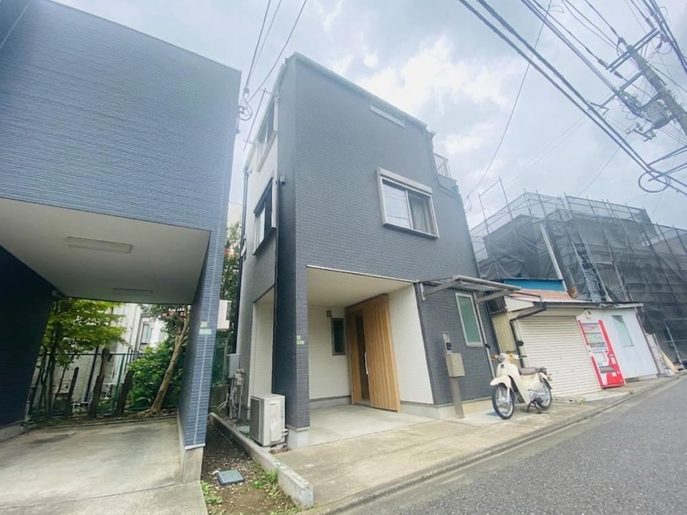 3LDK house in Adachi Ward, Tokyo - Photo 1