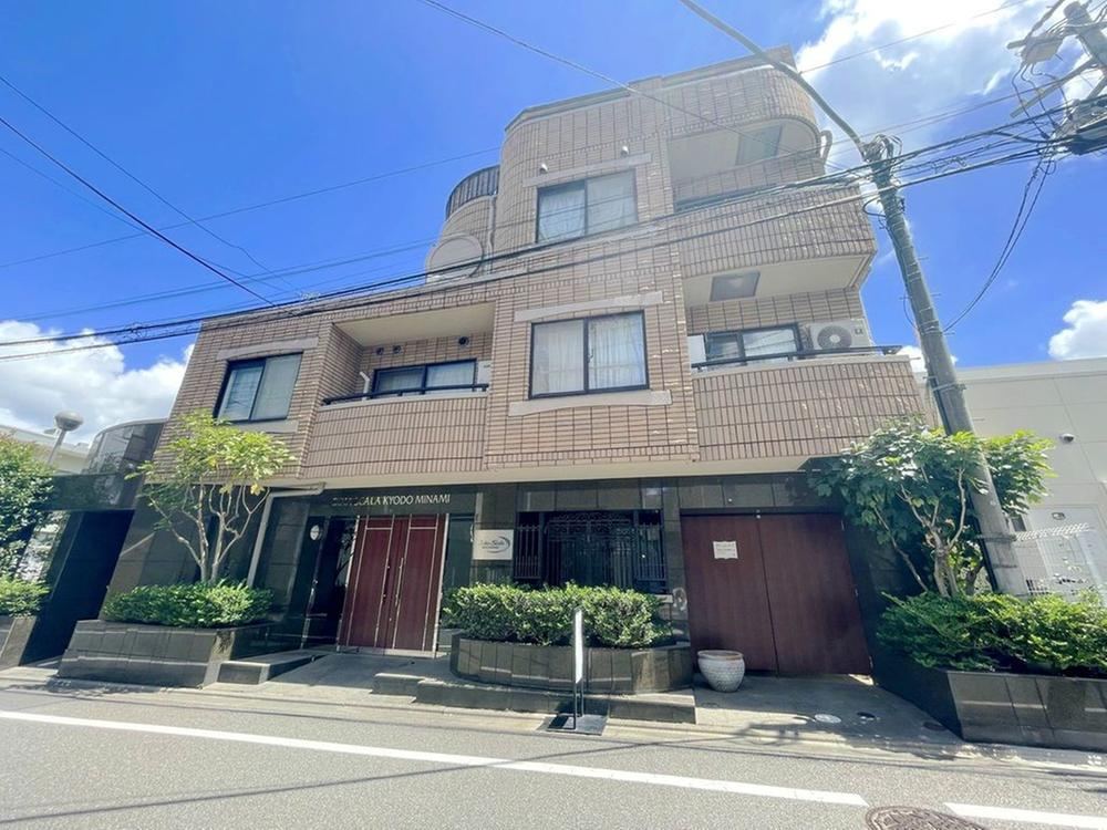 2LDK apartment in Setagaya Ward, Tokyo - Photo 1