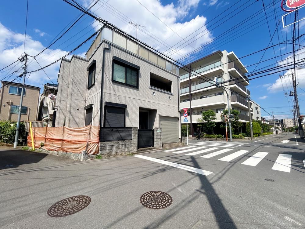 3DK house in Nishitokyo, Tokyo - Photo 1