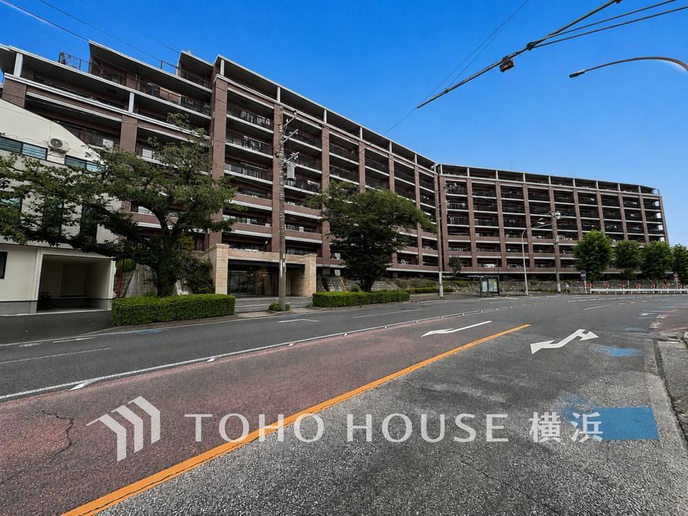 3LDK apartment in Naka Ward, Yokohama, Kanagawa - Photo 1