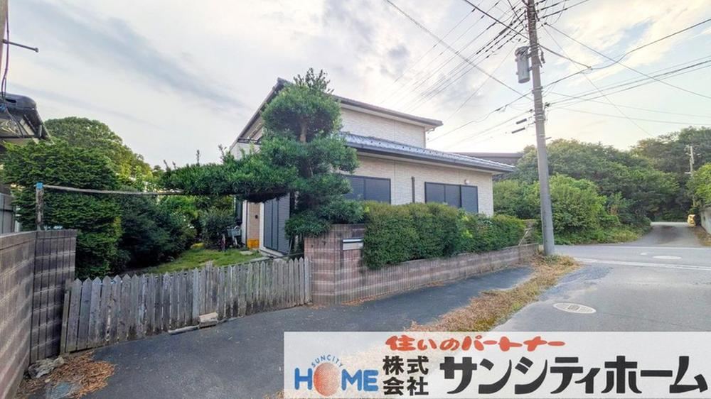 5LDK+S house in Minuma Ward, Saitama - Photo 1