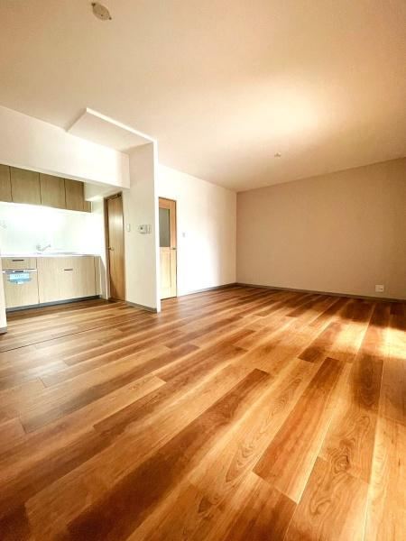 3LDK apartment in Toyonaka, Osaka - Photo 1