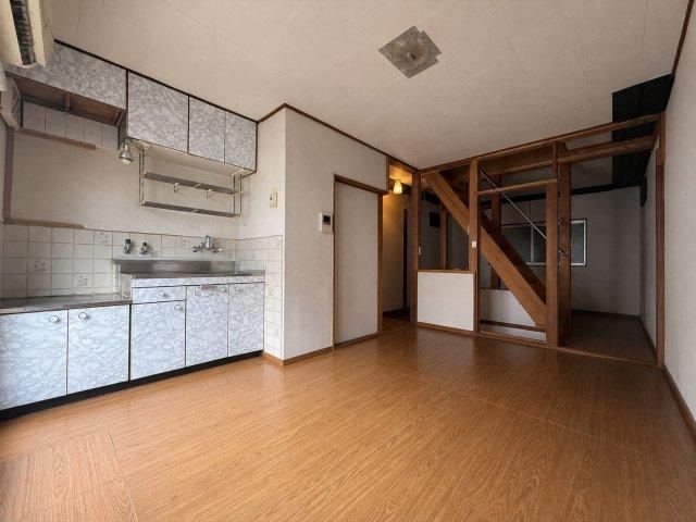 3DK house in Higashisumiyoshi Ward, Osaka - Photo 1