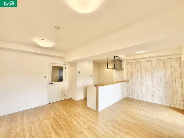 3LDK apartment in Ichinomiya, Aichi - Photo 1