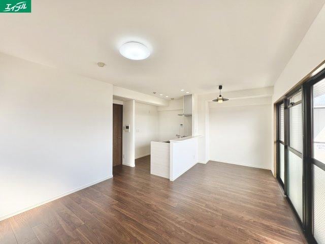 3LDK apartment in Ichinomiya, Aichi - Photo 1