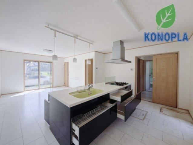 5LDK+S house in Hanyu, Saitama - Photo 1