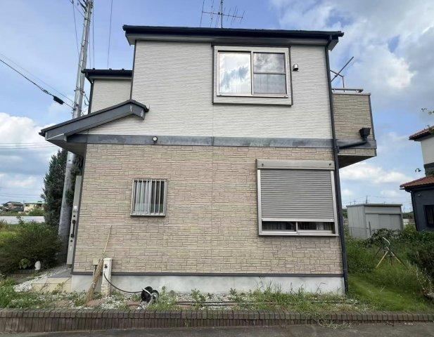4LDK house in Kazo, Saitama - Photo 1