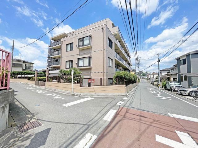 2LDK apartment in Midori Ward, Saitama - Photo 1