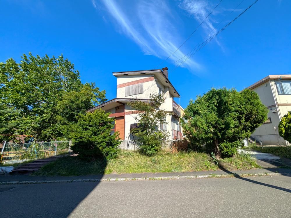 260 m² land in Kiyota Ward, Sapporo, Hokkaido - Photo 1