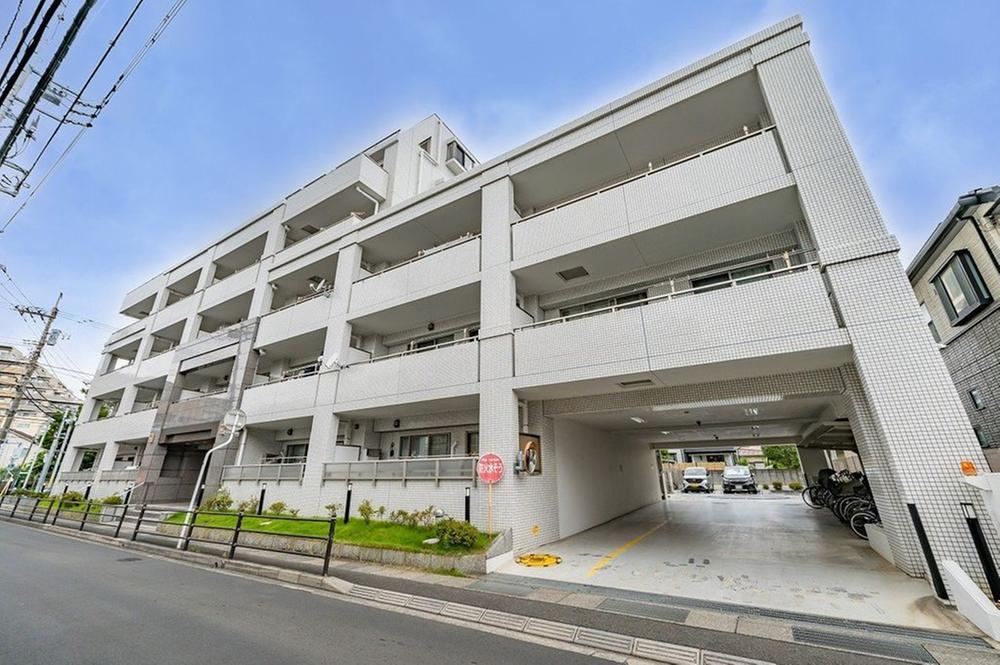 1LDK apartment in Ichikawa, Chiba - Photo 1
