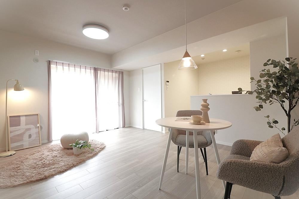 2LDK apartment in Amagasaki, Hyogo - Photo 1