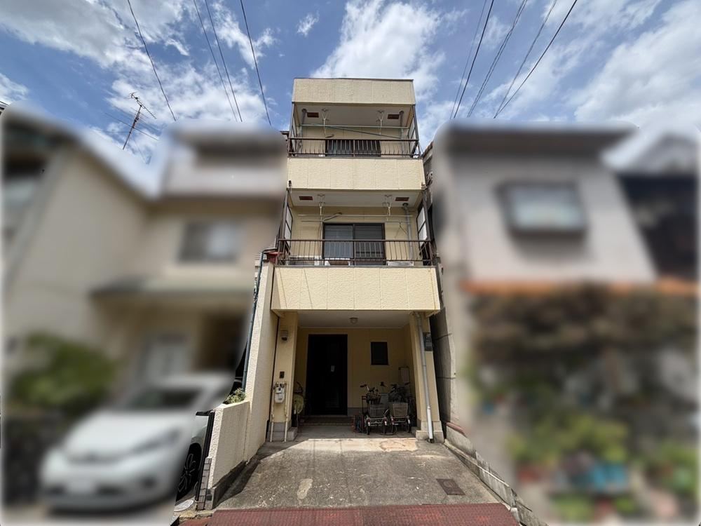 4DK house in Sumiyoshi Ward, Osaka - Photo 1