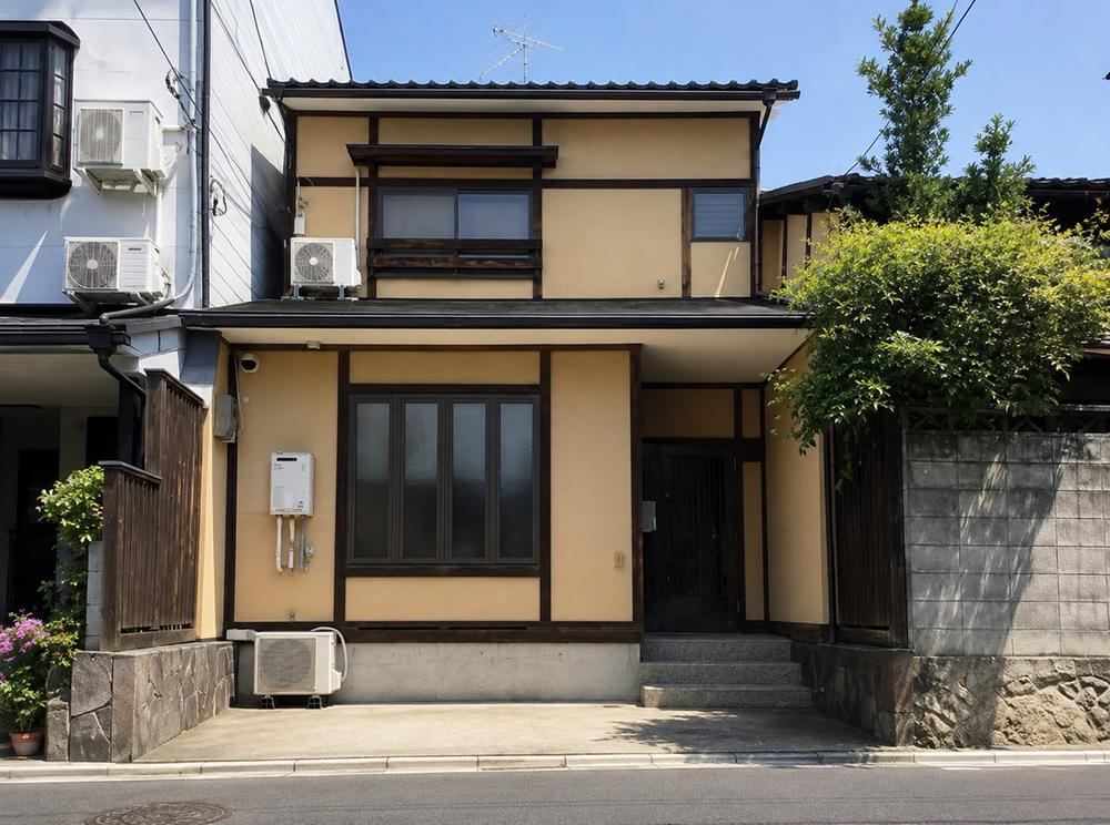 3LDK house in Kamigyo Ward, Kyoto - Photo 1