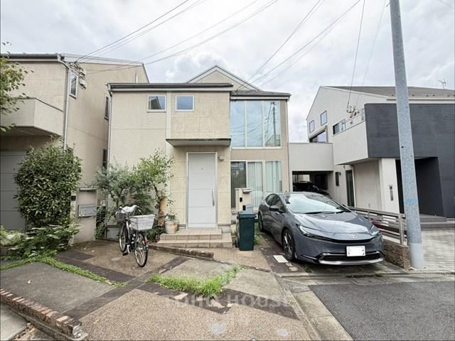 3LDK house in Setagaya Ward, Tokyo - Photo 1