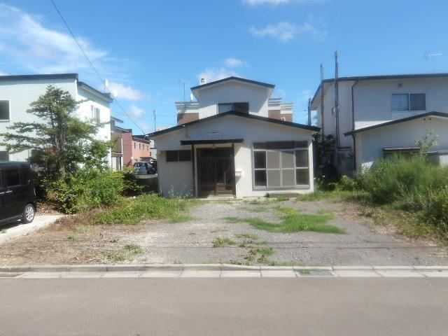 232 m² land in Hakodate, Hokkaido - Photo 1