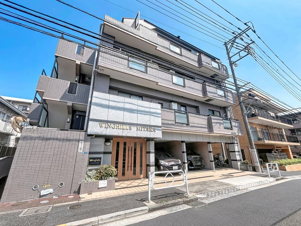 2LDK apartment in Mitaka, Tokyo - Photo 1