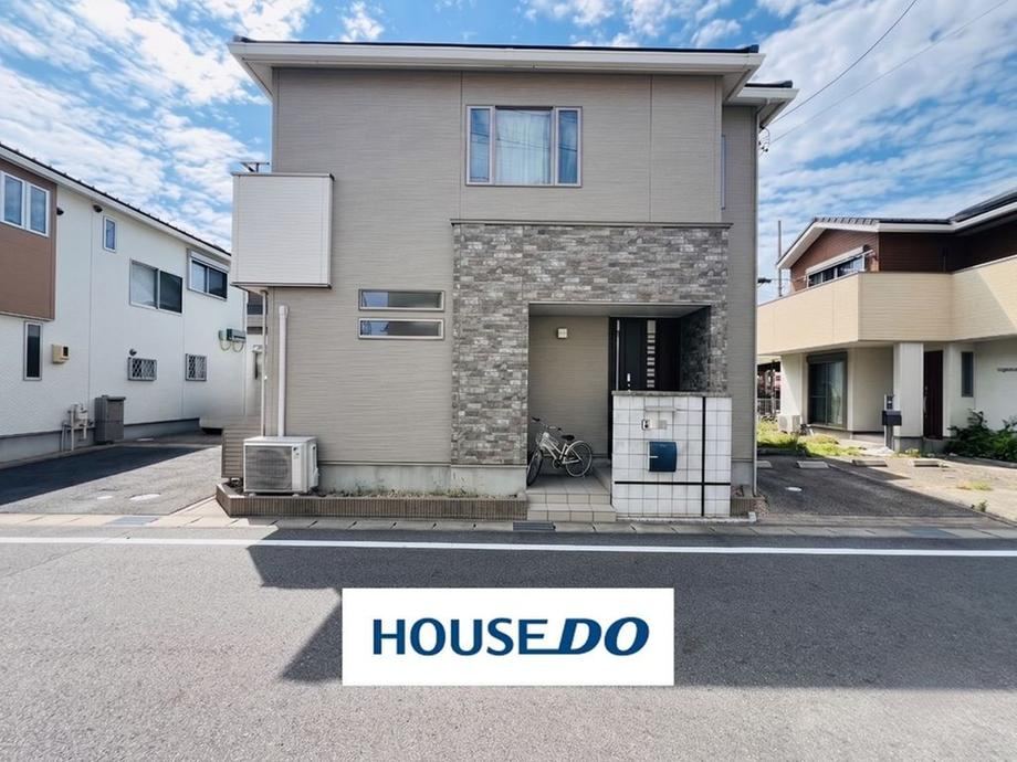 5LDK house in Handa, Aichi - Photo 1