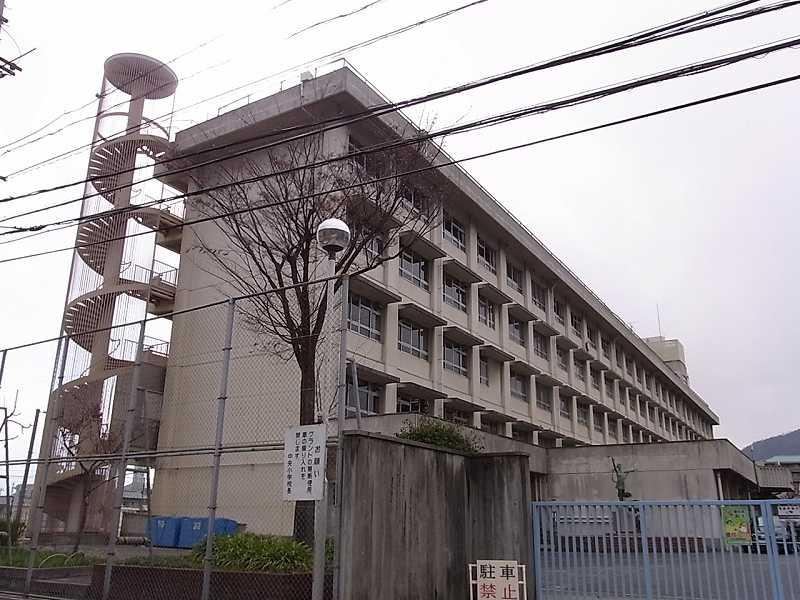 4LDK house in Saeki Ward, Hiroshima - Photo 1